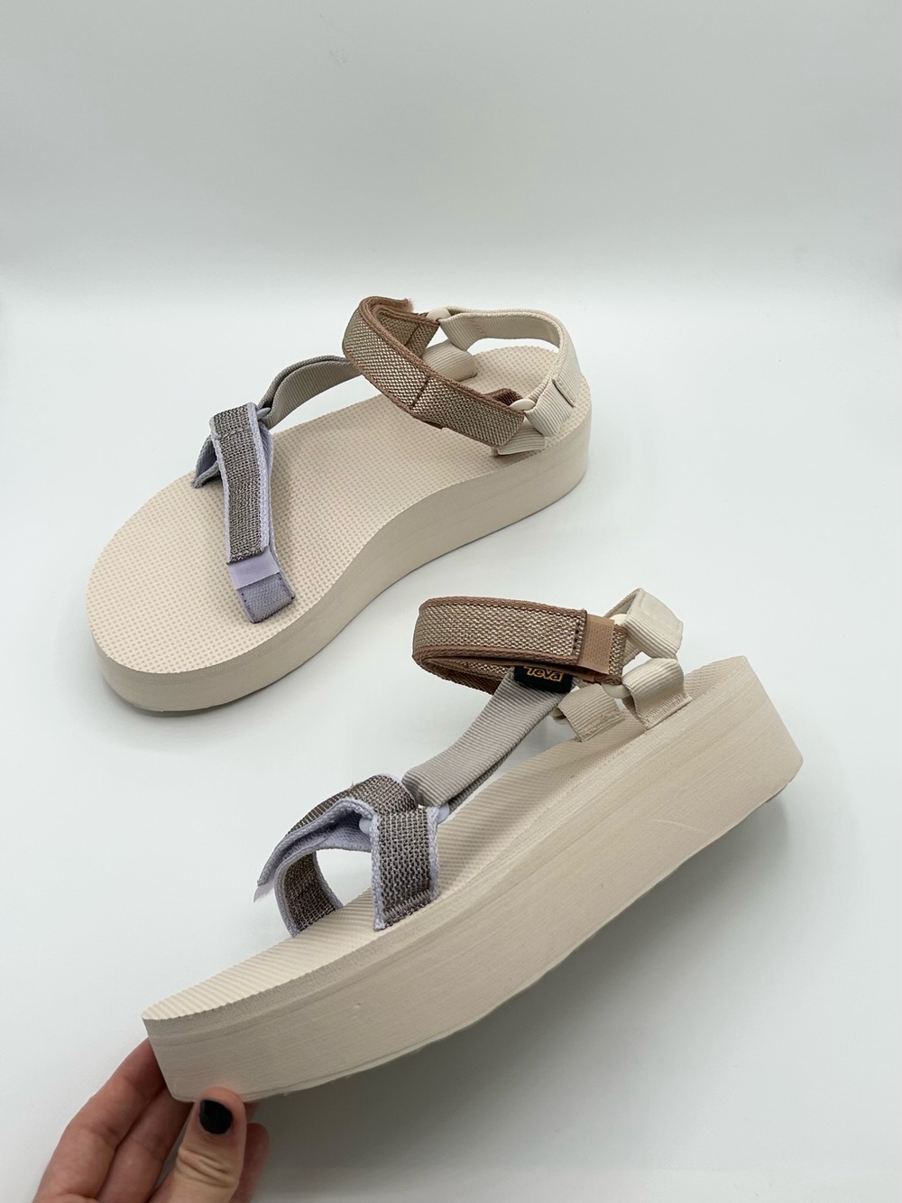 Teva Cream Platform Sandals Women’s Size 9